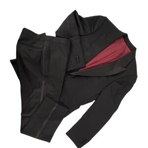 Suitsupply Black Tuxedo Vitale Barberis Canonico Super 110s Wool Peak Lapel 40L